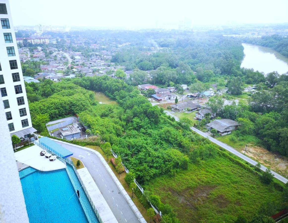 Yolo Budget Condo Premium Facilities One Johor Bahru Exterior foto